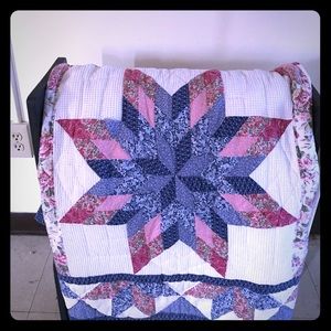 Full size quilt with two pillowcases